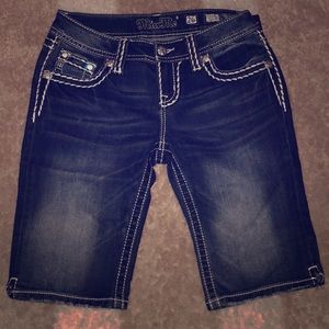 Bermuda Miss Me shorts Size 26